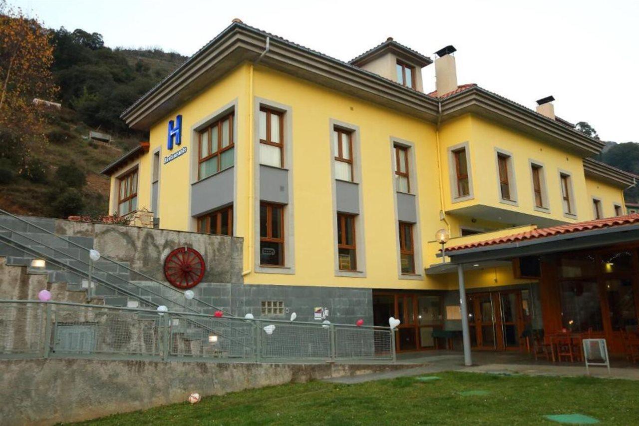 Hotel Santa Cristina 폴라데레나 외부 사진