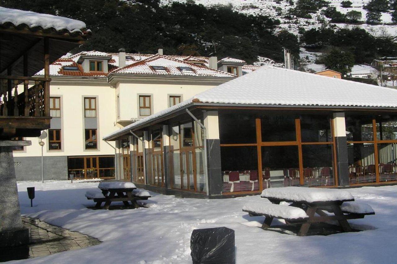 Hotel Santa Cristina 폴라데레나 외부 사진