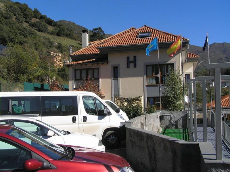 Hotel Santa Cristina 폴라데레나 외부 사진